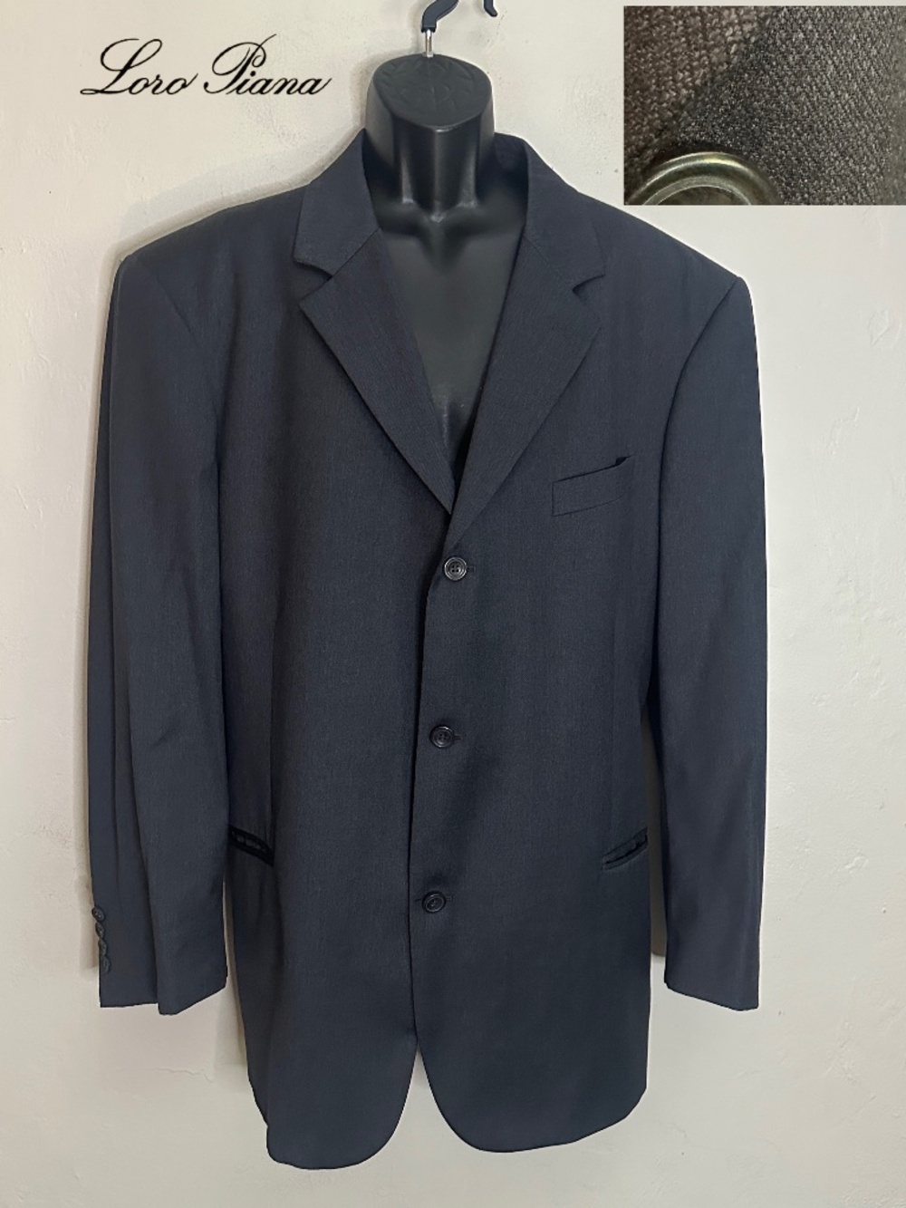 Loro Piana Wool Blazer ~50R no size tag Gently worn Made in Italy 3 button